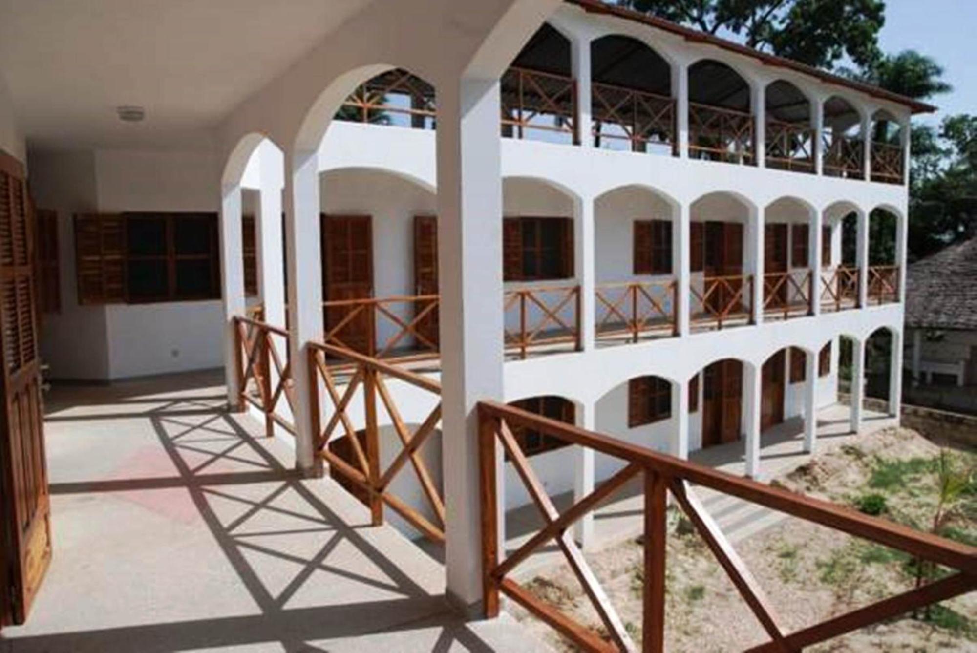 Casa Motel Ziguinchor Εξωτερικό φωτογραφία